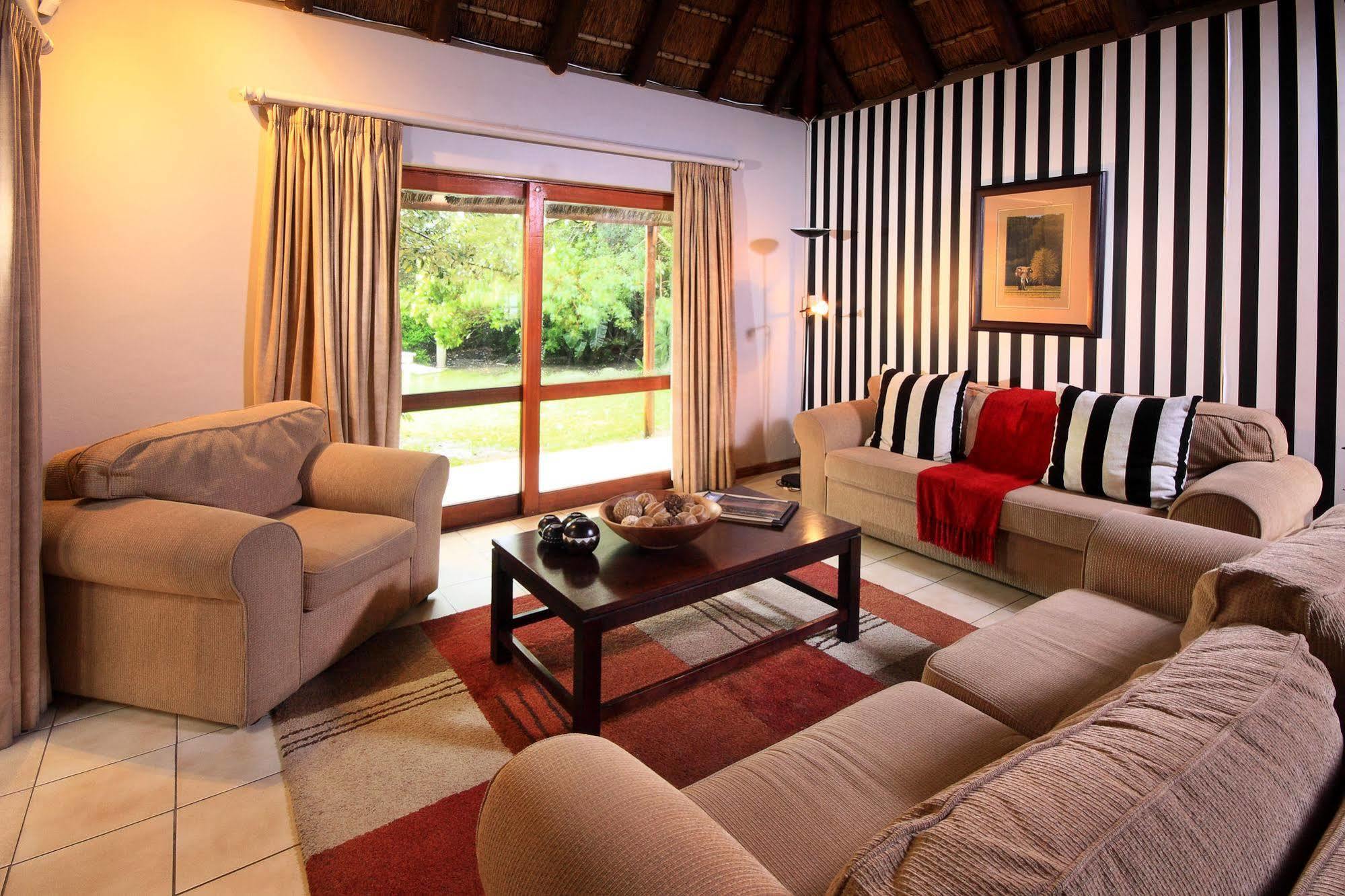 סנט פרנסיס ביי Thatchwood Country Lodge מראה חיצוני תמונה