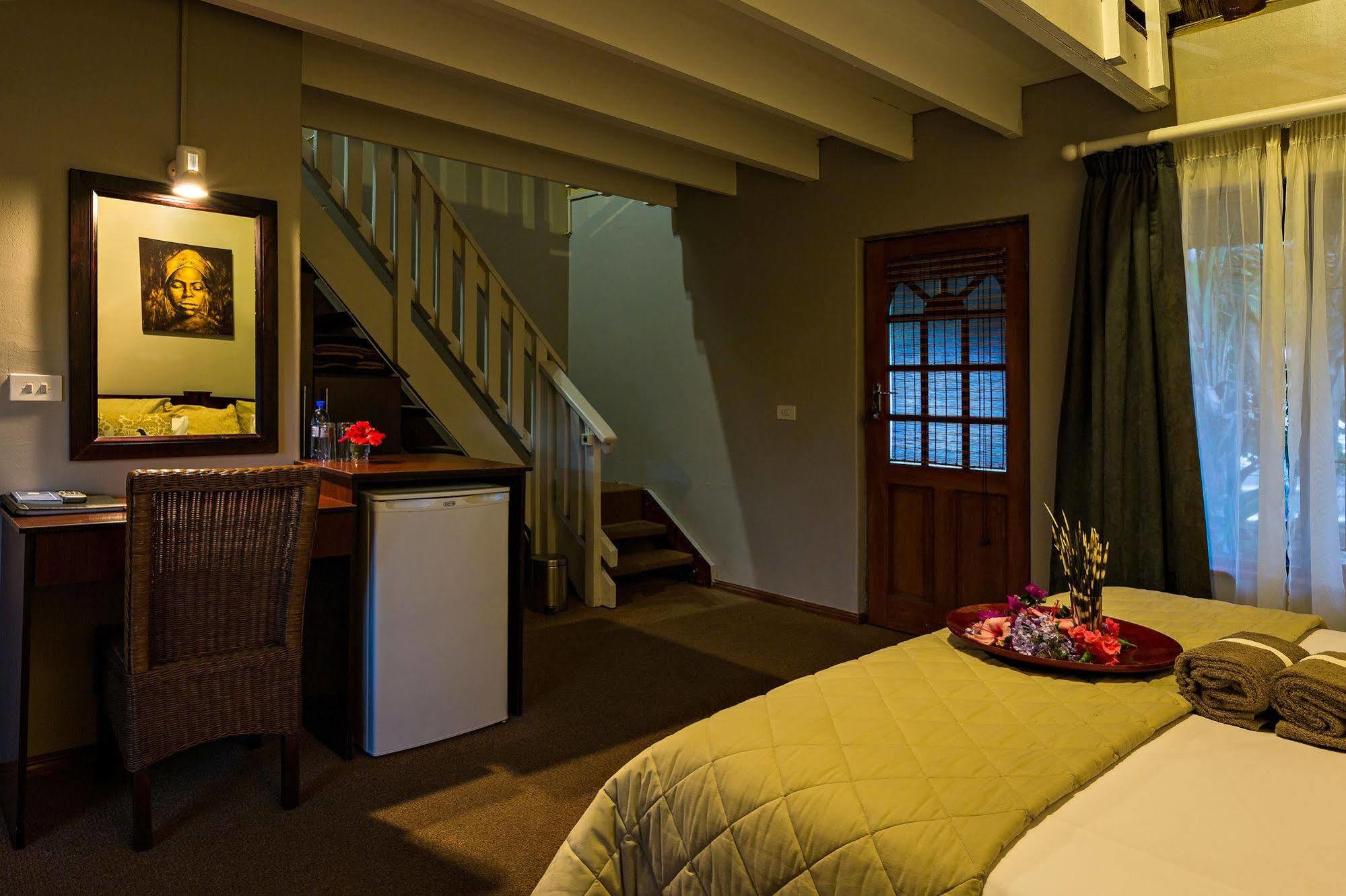 סנט פרנסיס ביי Thatchwood Country Lodge מראה חיצוני תמונה